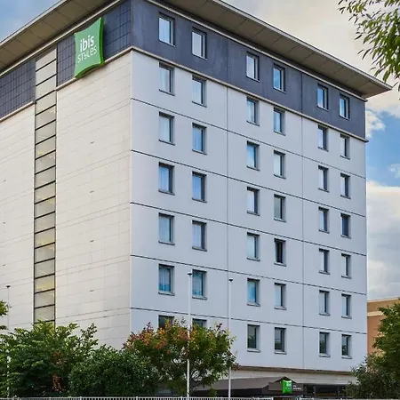 Ibis Styles Paris Hotell 3*