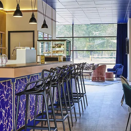 Ibis Styles Paris Отель 3*