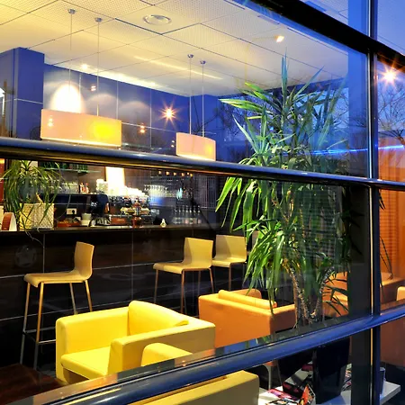Ibis Styles Paris 3*
